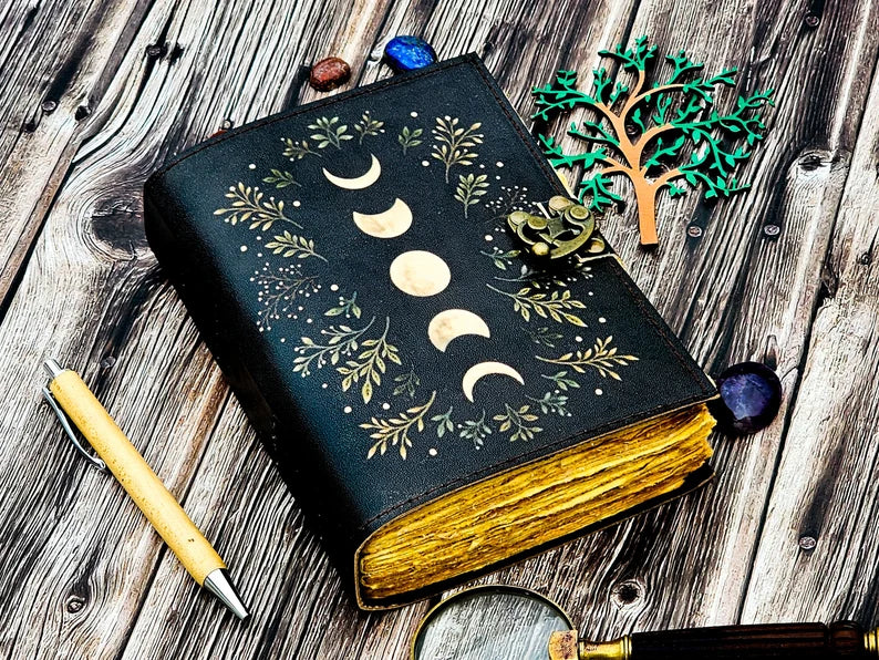 Vintage Journal Handmade Moon Eclipse Leather Journal Diary (5X7Inch), 200 page