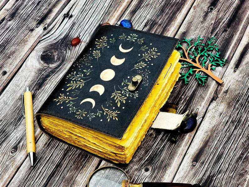 Vintage Journal Handmade Moon Eclipse Leather Journal Diary (5X7Inch), 200 page